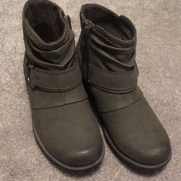 Planet by Earth Boots - Picture 2 of 7